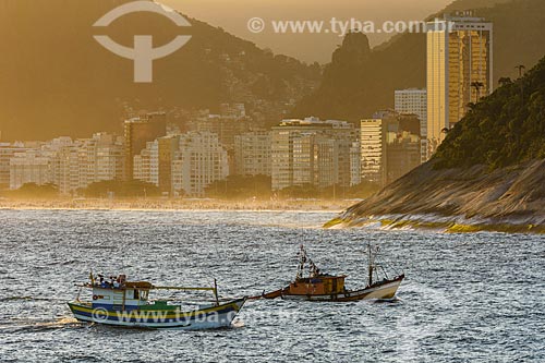  View of fishing boats - Guanabara Bay from Cotunduba Island  - Rio de Janeiro city - Rio de Janeiro state (RJ) - Brazil