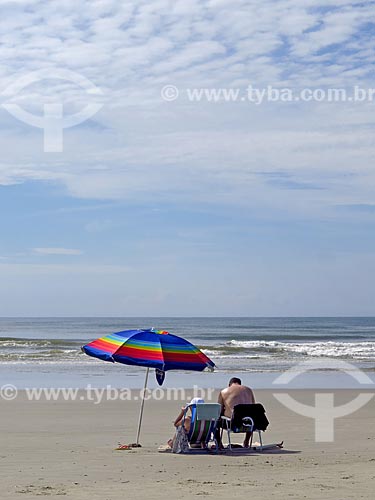  Bathers - beach - Ilha Comprida city waterfront  - Ilha Comprida city - Sao Paulo state (SP) - Brazil