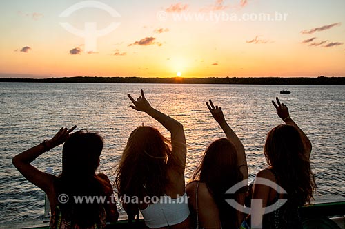  Youngs observing the sunset from Jacare Beach (Alligator Beach)  - Cabedelo city - Paraiba state (PB) - Brazil