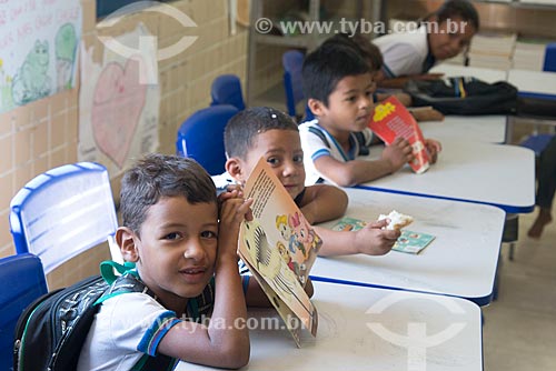  Students - Municipal School of the Travessao de Ouro Village - Pipipas tribe  - Floresta city - Pernambuco state (PE) - Brazil