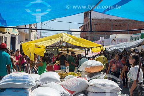  Flour to sale - street fair of Cabrobo city  - Cabrobo city - Pernambuco state (PE) - Brazil