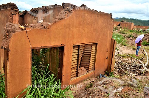  Ruin of house 1 year after dam rupture of the Samarco company mining rejects in Mariana city (MG)  - Mariana city - Minas Gerais state (MG) - Brazil