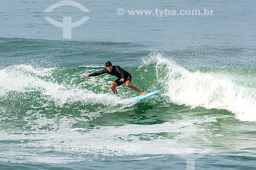  Surfer - Barra da Tijuca Beach  - Rio de Janeiro city - Rio de Janeiro state (RJ) - Brazil