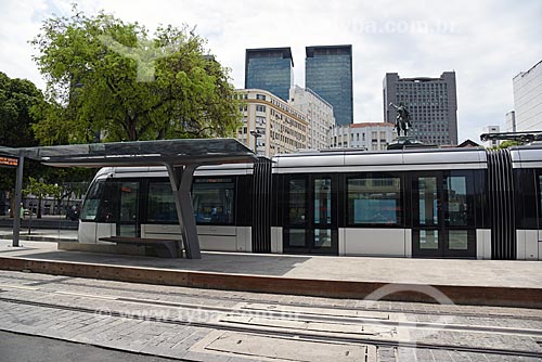  Light rail transit - Tiradentes Square with the Ventura Building in the background  - Rio de Janeiro city - Rio de Janeiro state (RJ) - Brazil
