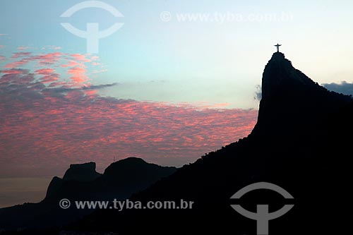  View of the evening with the Rock of Gavea and Christ the Redeemer (1931)  - Rio de Janeiro city - Rio de Janeiro state (RJ) - Brazil