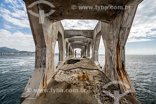  View of Guanabara Bay from the footbridge of the Tamandare da Laje Fort (1555)  - Rio de Janeiro city - Rio de Janeiro state (RJ) - Brazil