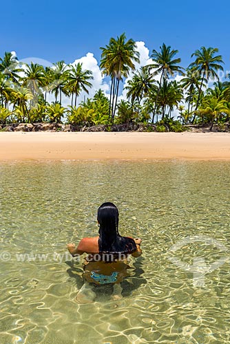  Woman - Taipus de fora beach  - Marau city - Bahia state (BA) - Brazil