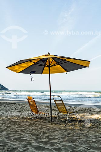  Sun umbrella and beach chairs - Central Beach  - Balneario Camboriu city - Santa Catarina state (SC) - Brazil