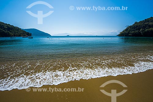  View of the Abraaozinho Beach waterfront  - Angra dos Reis city - Rio de Janeiro state (RJ) - Brazil