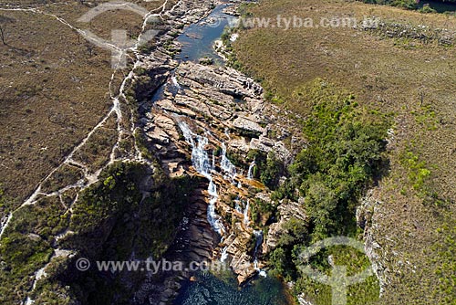  Drone view of Sao Francisco River in the upper part of the Serra da Canastra  - Sao Roque de Minas city - Minas Gerais state (MG) - Brazil