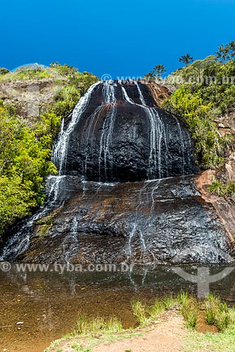  View of the Veu da noiva Waterfall  - Urubici city - Santa Catarina state (SC) - Brazil