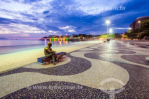  View of the statue of poet Carlos Drummond de Andrade on Post 6 during the dawn  - Rio de Janeiro city - Rio de Janeiro state (RJ) - Brazil