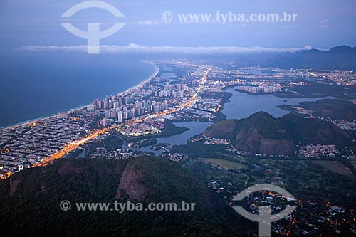 View of the dawn - Barra da Tijuca neighborhood from Rock of Gavea  - Rio de Janeiro city - Rio de Janeiro state (RJ) - Brazil