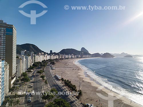  Picture taken with drone of the Copacabana Beach waterfront with the Sugarloaf in the background  - Rio de Janeiro city - Rio de Janeiro state (RJ) - Brazil