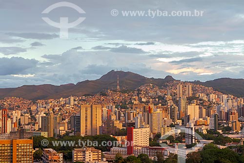  General view of the neighborhoods of Santa Efigenia and Sao Lucas during the sunset  - Belo Horizonte city - Minas Gerais state (MG) - Brazil