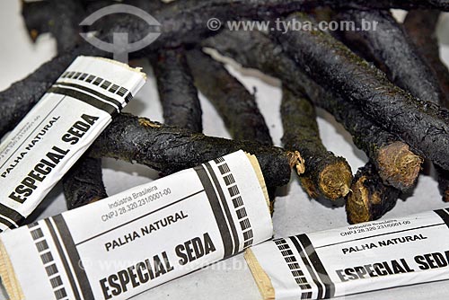  Tobacco Twiston on sale - Regional Products store - Public Market of Porto Alegre  - Porto Alegre city - Rio Grande do Sul state (RS) - Brazil