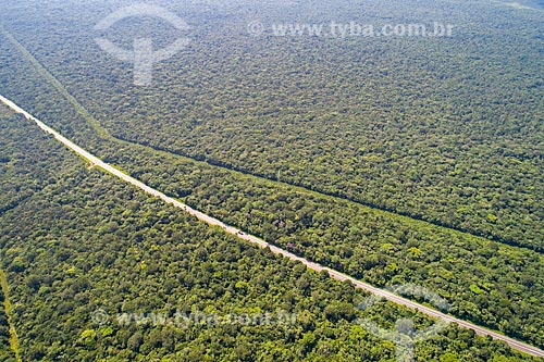  Picture taken with drone of the Doutor Manuel Hipolito Rego Highway (SP-055) near to Barra of Una neighborhood  - Sao Sebastiao city - Sao Paulo state (SP) - Brazil