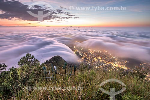  View of the dawn from the Christ the Redeemer mirante  - Rio de Janeiro city - Rio de Janeiro state (RJ) - Brazil
