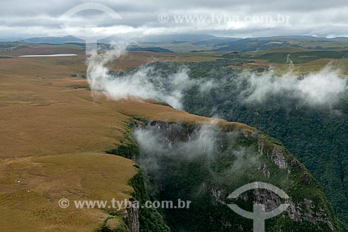  Aerial photo of the Montenegro Canyon  - Sao Jose dos Ausentes city - Rio Grande do Sul state (RS) - Brazil