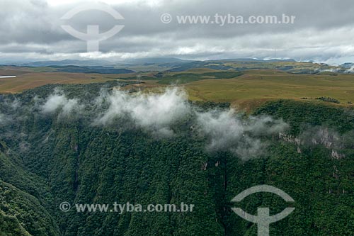  Aerial photo of the Montenegro Canyon  - Sao Jose dos Ausentes city - Rio Grande do Sul state (RS) - Brazil