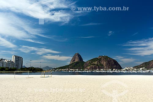  View of the sugarloaf from Botafogo Beach  - Rio de Janeiro city - Rio de Janeiro state (RJ) - Brazil