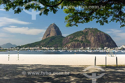  View of the sugarloaf from Botafogo Beach  - Rio de Janeiro city - Rio de Janeiro state (RJ) - Brazil