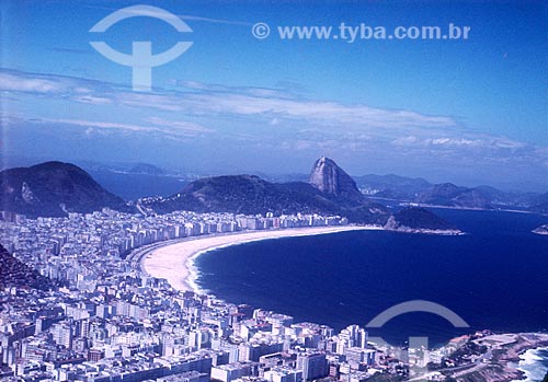  General view of the Copacabana neighborhood with the Sugarloaf in the background  - Rio de Janeiro city - Rio de Janeiro state (RJ) - Brazil