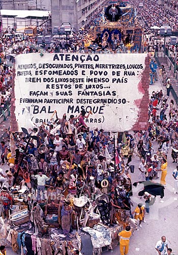  Parade of Gremio Recreativo Escola de Samba Beija-Flor Samba School - Floats - Plot in 1989 - Rats and Vultures, Drop My Fantasy  - Rio de Janeiro city - Rio de Janeiro state (RJ) - Brazil