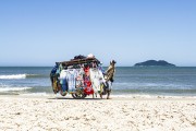 Street vendor at Açores Beach - Florianopolis city - Santa Catarina state (SC) - Brazil