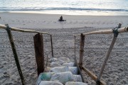 Ladder made with sandbags - Copacabana Beach - Rio de Janeiro city - Rio de Janeiro state (RJ) - Brazil