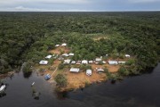 Picture taken with drone of stilt houses on the banks of Negro River - Anavilhanas National Park - Novo Airao city - Amazonas state (AM) - Brazil