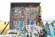 Street vendor selling souvenirs on Copacabana Beach - Post 6 - Rio de Janeiro city - Rio de Janeiro state (RJ) - Brazil