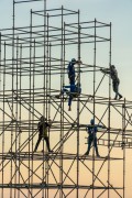 Metal structure being assembled for event on Copacabana Beach - Rio de Janeiro city - Rio de Janeiro state (RJ) - Brazil