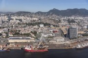 Aerial view of warehouses at Cais da Gamboa, AquaRio - Rio de Janeiros marine aquarium and the Ferris wheel for tourists - Rio de Janeiro city - Rio de Janeiro state (RJ) - Brazil