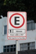 Sign indicating a parking space for the elderly on Atlantica Avenue - Rio de Janeiro city - Rio de Janeiro state (RJ) - Brazil