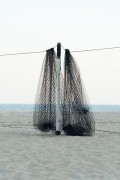 Sports equipment at Copacabana Beach - Ball containment net - Rio de Janeiro city - Rio de Janeiro state (RJ) - Brazil