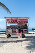 Street vendor selling sandwich in Arpoador - Rio de Janeiro city - Rio de Janeiro state (RJ) - Brazil