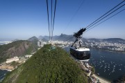 Cable car making the crossing between the Urca Mountain and Sugarloaf - Rio de Janeiro city - Rio de Janeiro state (RJ) - Brazil