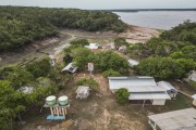 Picture taken with drone of the small riverine community on the banks of the Negro River - Anavilhanas National Park - Manaus city - Amazonas state (AM) - Brazil