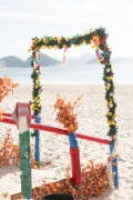 Access ramp to Copacabana Beach decorated with flowers - Rio de Janeiro city - Rio de Janeiro state (RJ) - Brazil