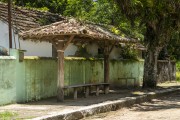 Bus stop - dirt road - Dois Rios Village - Angra dos Reis city - Rio de Janeiro state (RJ) - Brazil