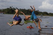 Children playing in the Negro River - Manaus city - Amazonas state (AM) - Brazil