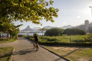 Cyclist - bike lane of Rodrigo de Freitas Lagoon - Rio de Janeiro city - Rio de Janeiro state (RJ) - Brazil