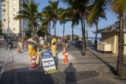 Workers carrying out conservation work in Arpoador - Rio de Janeiro city - Rio de Janeiro state (RJ) - Brazil