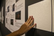 Panel on exhibition with Braille reading system - Rio de Janeiro city - Rio de Janeiro state (RJ) - Brazil
