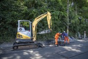 Workers maintaining the Santa Teresa Tram tracks - Rio de Janeiro city - Rio de Janeiro state (RJ) - Brazil