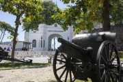 Cannons at the entrance of the old Fort of Copacabana (1914-1987), current Historical Museum Army - Rio de Janeiro city - Rio de Janeiro state (RJ) - Brazil