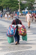 Street vendor on the Copacabana Beach boardwalk - Rio de Janeiro city - Rio de Janeiro state (RJ) - Brazil