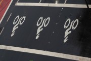 Signage on the asphalt of the cycle path - Rio de Janeiro city - Rio de Janeiro state (RJ) - Brazil