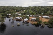 Picture taken with drone of stilt houses on the banks of Negro River - Anavilhanas National Park - Novo Airao city - Amazonas state (AM) - Brazil